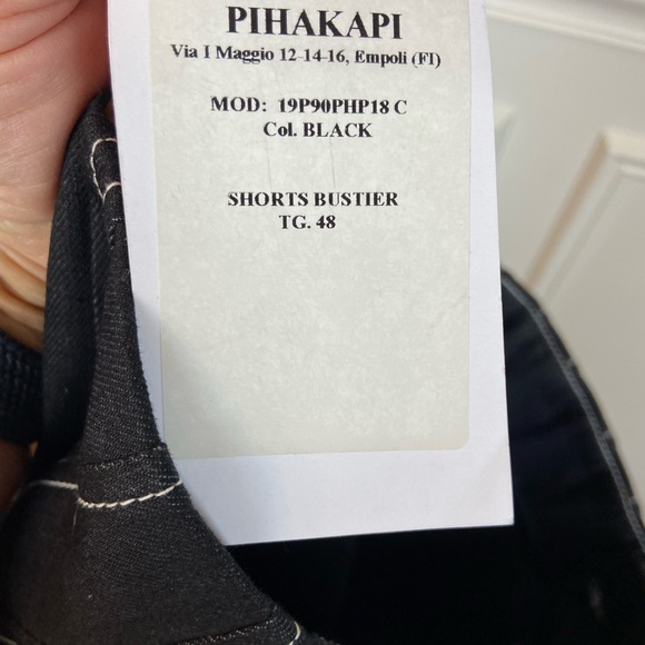 Corset style shorts, Italian PIHAKAPI, style is BUSTIER, size 12-14 - Picture 6 of 8